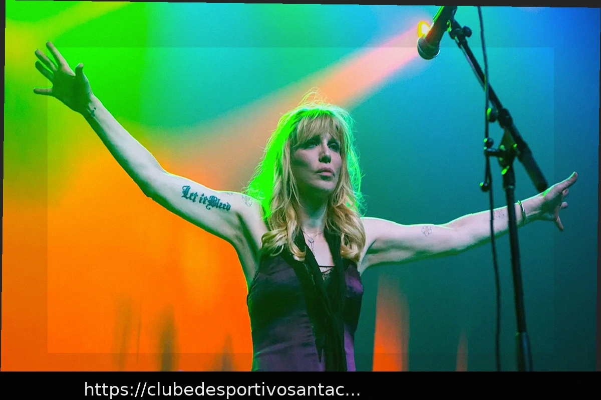 Preview Courtney Love Esclarece Planos de Turnê: Shows com Melissa Auf der Maur, Não Reunião Completa do Hole