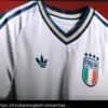 Svelata la Nuova Maglia della Nazionale Italiana: Un Omaggio alla Sartoria