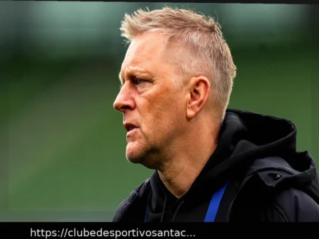 Chéquia vs República da Irlanda: Hallgrimsson Detalha Conversas Difíceis e Reflexões Pós-Copa