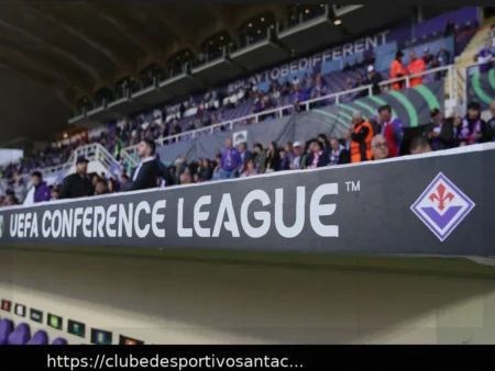 Giuseppe Pastore: Fiorentina deve Focar na Conference League e Pode Vencê-la