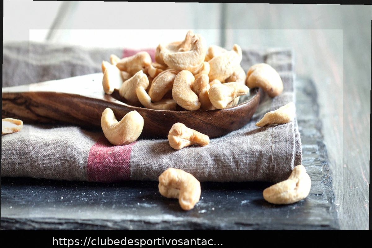 Preview Castanhas de Caju: Um Delicioso Petisco Energético com Proteína e Gordura