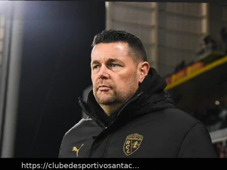 Ligue 1: Pierre Sage Eleva o Tom Contra o Adiamento de Lens-PSG