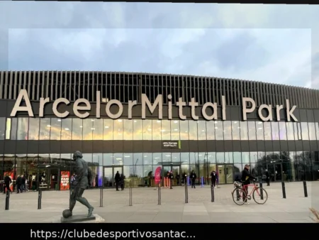 Raków-Fiorentina 0-0, Kean Perto do Gol: Acompanhe ao Vivo!