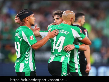 Barcelona Pondera Retorno de Ex-Atacante do Real Betis