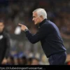 José Mourinho: Futuro no Benfica e Ambições de Títulos em Portugal