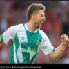 Werder Bremen: Clemens Fritz Responde às Críticas de Mitchell Weiser sobre a Direção do Clube