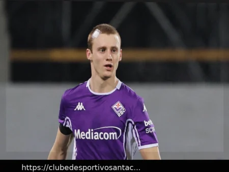 Comuzzo: “Jogar de lateral é mais cansativo. Precisamos manter a cabeça no tanque”