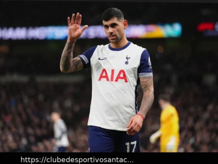 Cristian Romero Enfrenta Período Desafiador no Tottenham