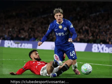 Garnacho: Lenda do Manchester United o Chama de ‘Desgraça’