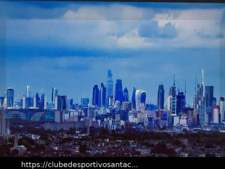 Dez Anos Depois: A Fiorentina Retorna a Londres para Enfrentar o Crystal Palace