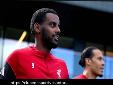 Isak se Aproxima do Retorno para o Confronto do Liverpool com o Man City; Alisson Desfalca a Equipe