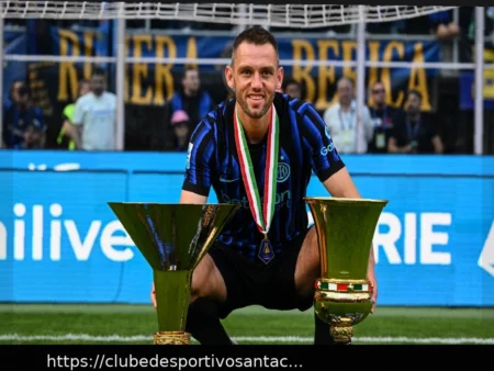 De Vrij-Inter, addio vicino: su di lui c’è il Panathinaikos